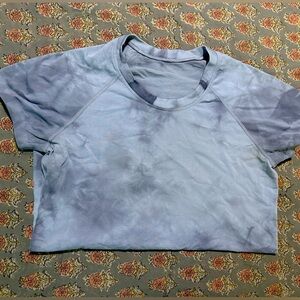 Women's Lululemon Swiftly Tech Short Sleeve Shirt Hip Length Grey Size 8